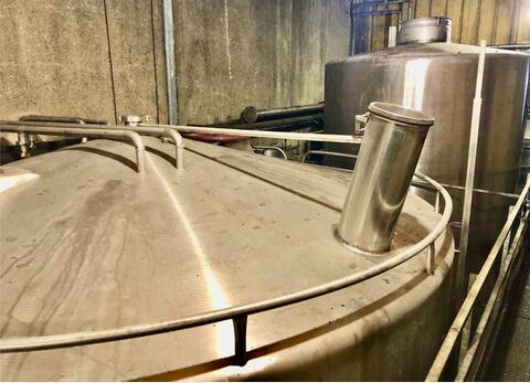 316 stainless steel tank - On invert