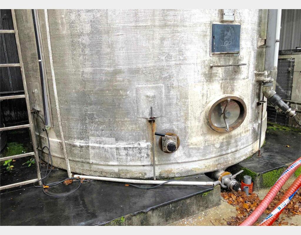 Vertical cylindrical fiber tank 1000 HL (100 000 liters)