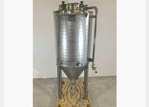 304 stainless steel tank - Closed - On feet - Cylindrical-conical