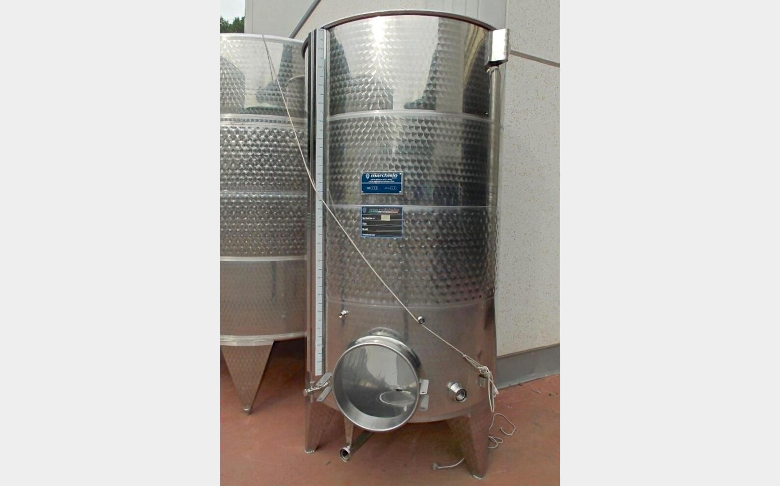 Cuve inox chapeau flottant - Volume de 2150 litres (21 hls)