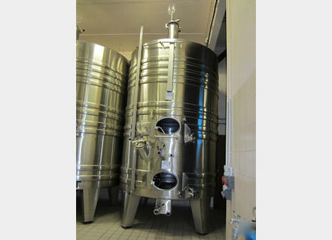 Cuve INOX 316L compartiment&eacute;e Ann&eacute;e : 2004 Marque : LACOUR