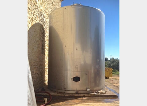 Cuve inox de stockage fond plat - Capacité 500 hls (50 000 L)