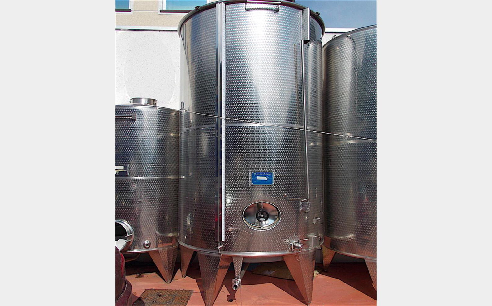 Cuve à chapeau flottant en INOX 304 - Volume : 10000 litres