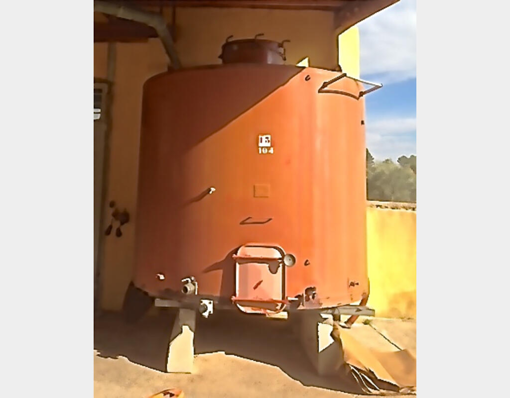 Cuve acier rev&ecirc;tu de 100 hls
