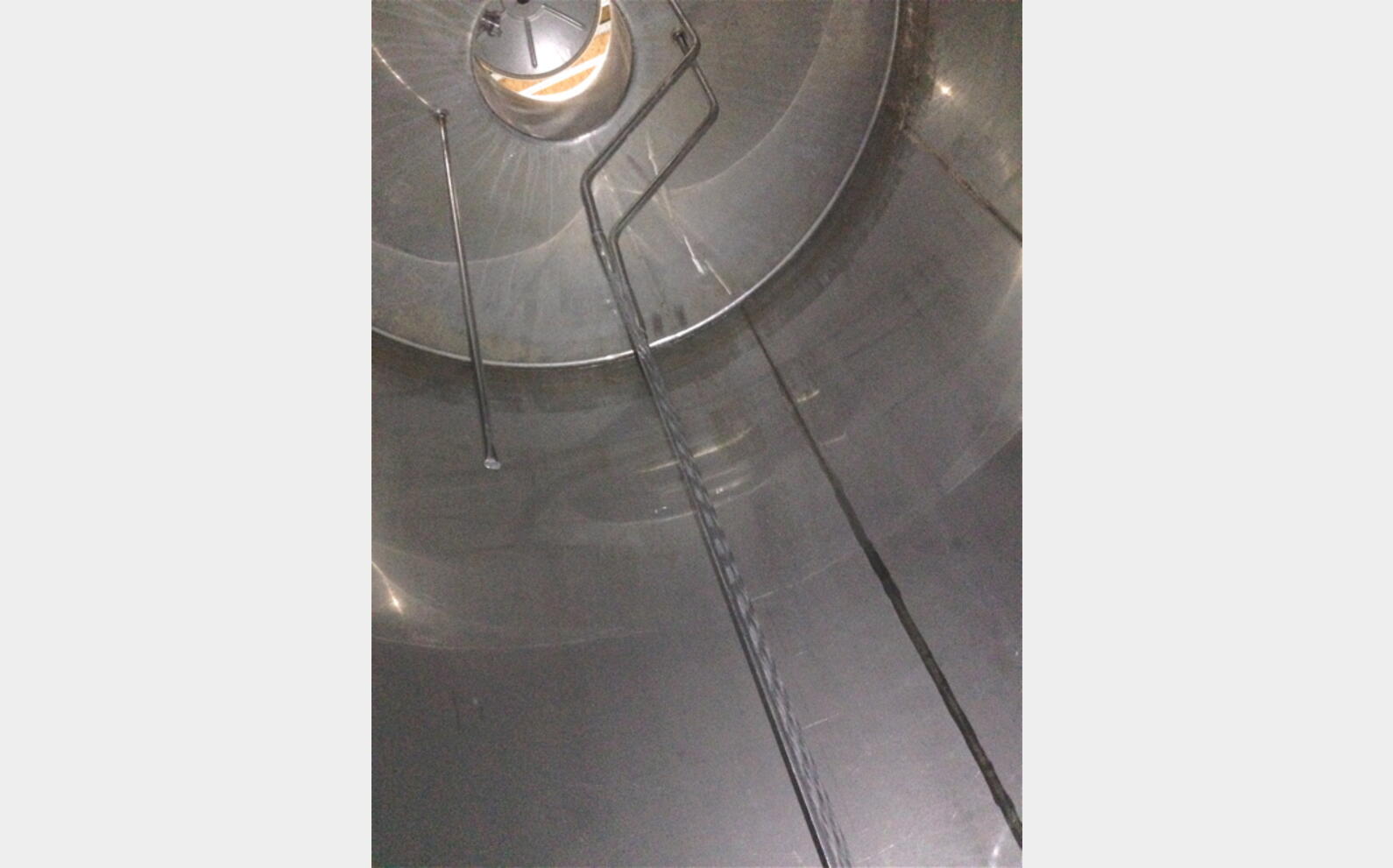 Cuve inox de 121 HLS