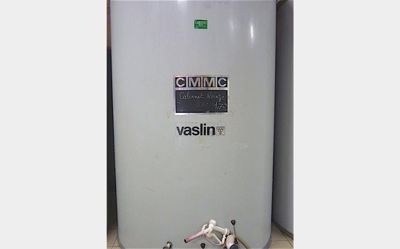 Cuve fibre - Volume : 2 000 litres (20 hectos)