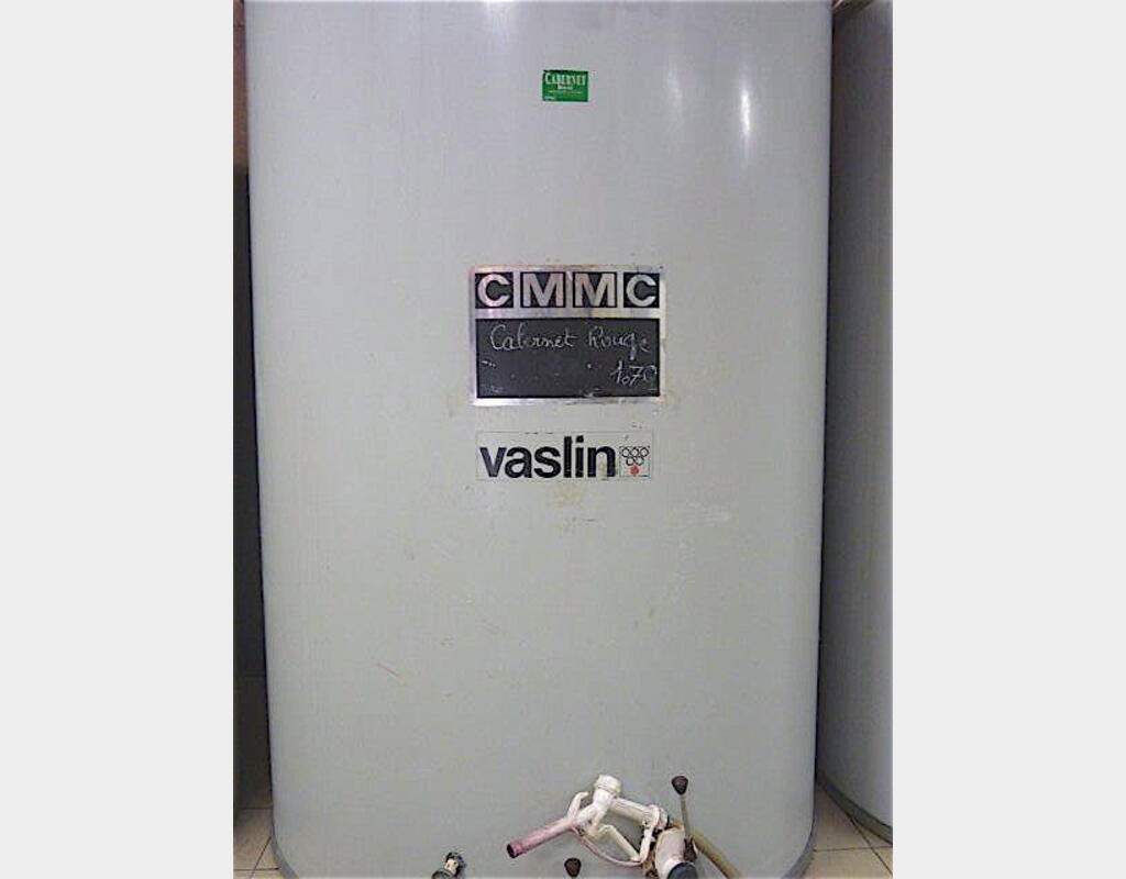 Cuve fibre de 20 hls Marque : VASLIN