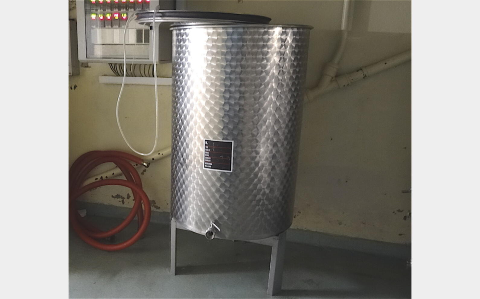 Cuve à chapeau flottant en INOX 304 - Volume : 500 litres