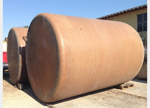 Cuve fibre fond plat sur radier Volume : 30 000 litres (300 hls)
