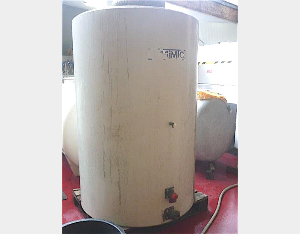 Cuve fibre - Volume : 2 200 litres (22 hectos)