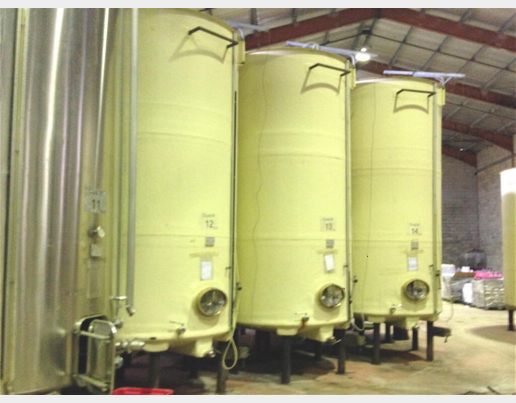 Cuve fibre &agrave; chapeau flottant