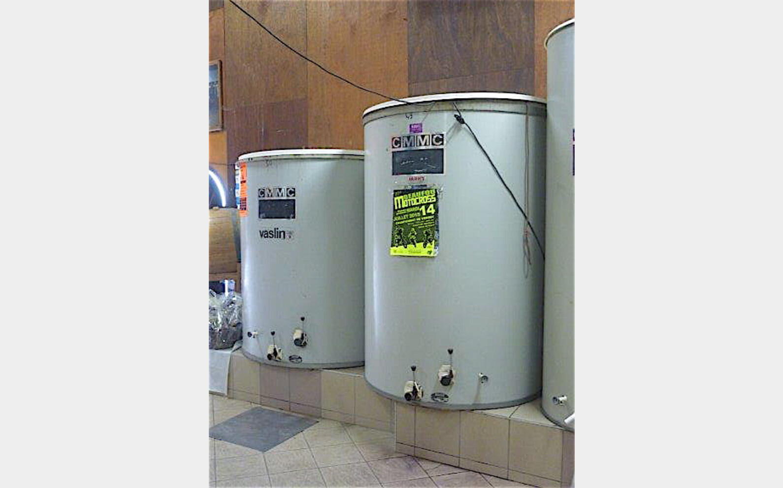 Cuve fibre - Volume : 2 000 litres (20 hectos)