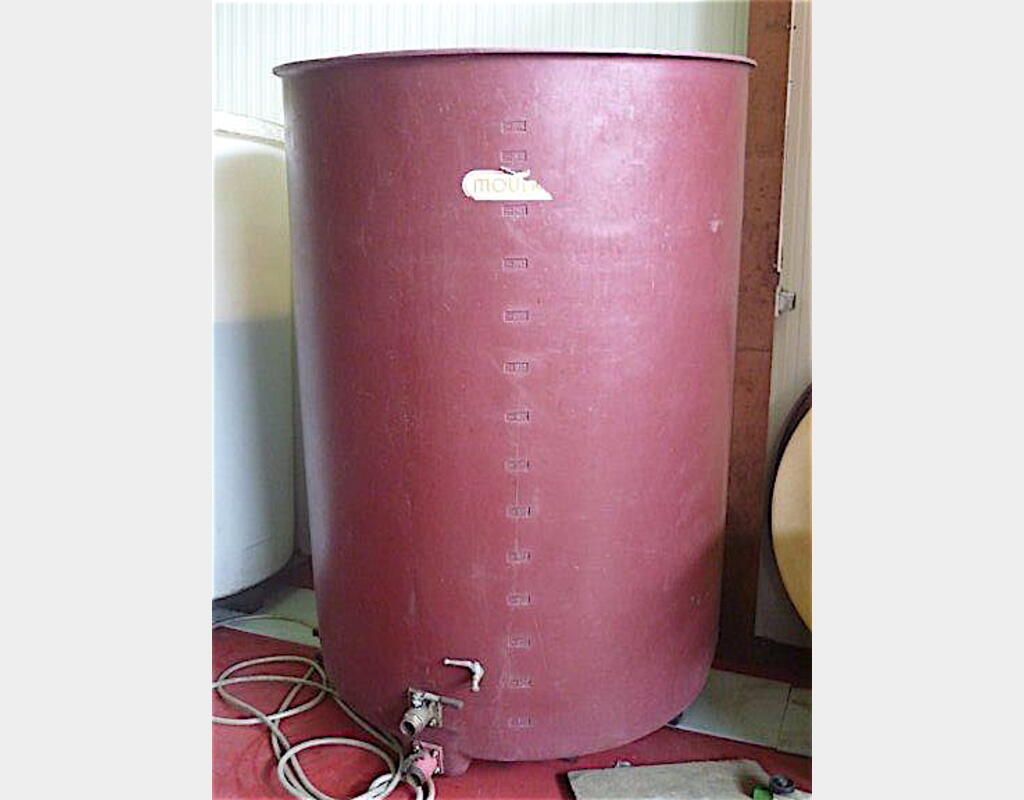 Cuve fibre de 30 hls Marque : MOULAC