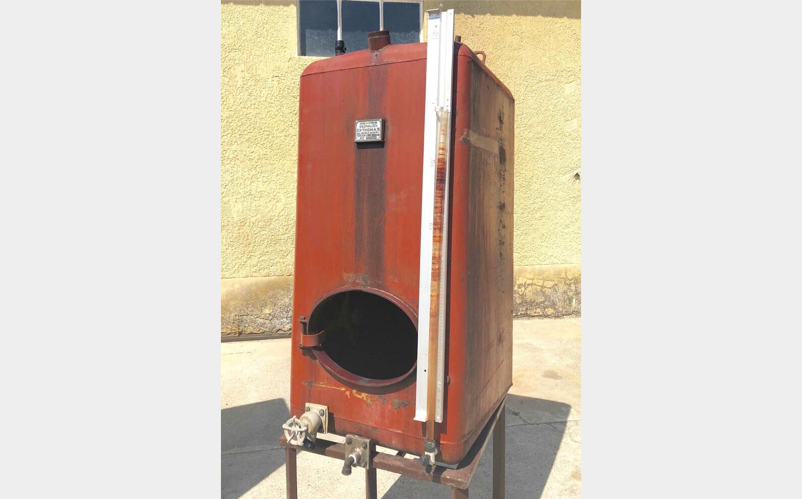 Cuve stockage acier