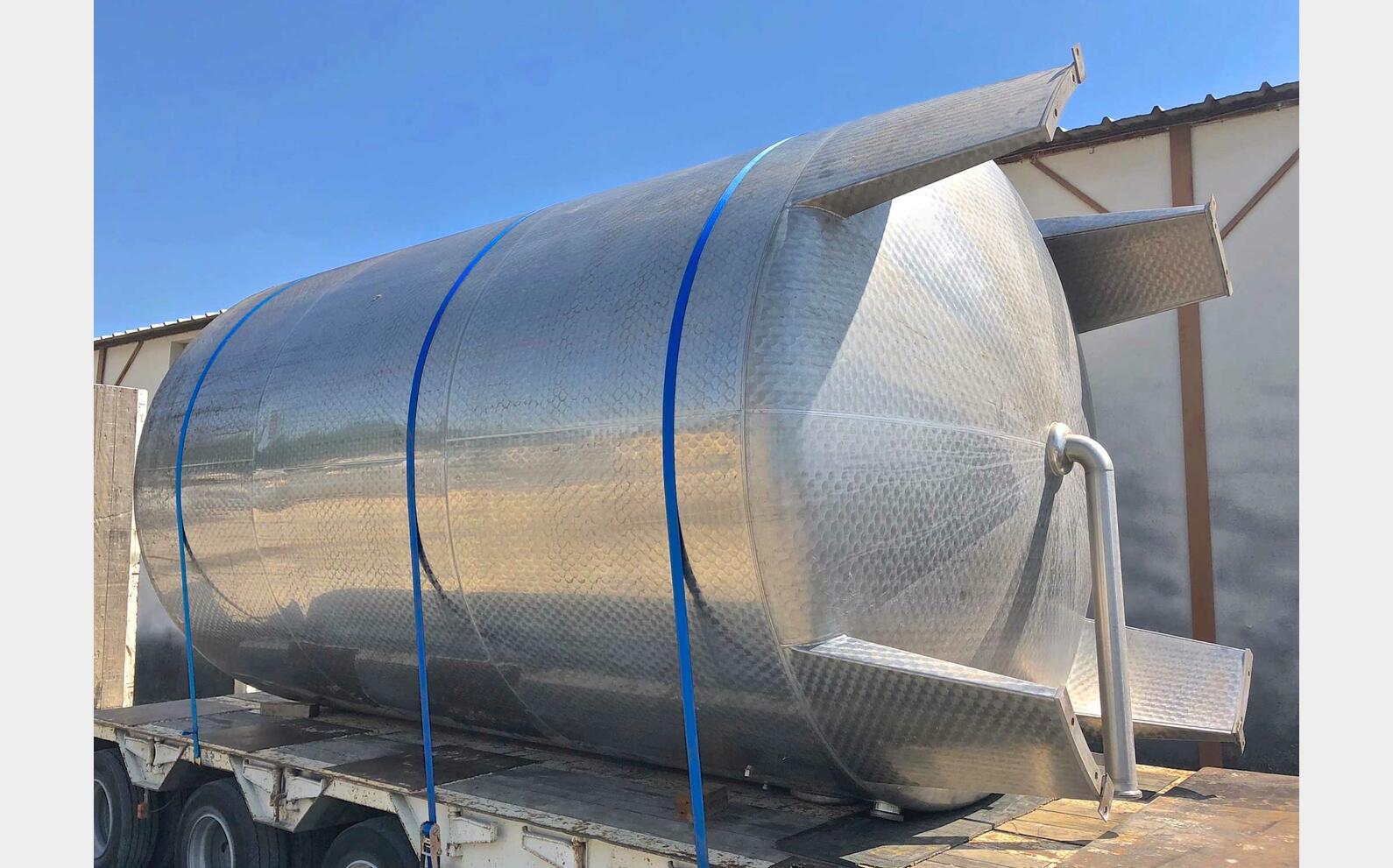 Cuve Inox cylindrique verticale