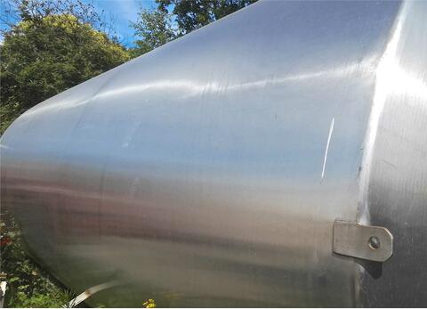 Cuve de mélange inox - Volume : 500 hectos (50000 litres)