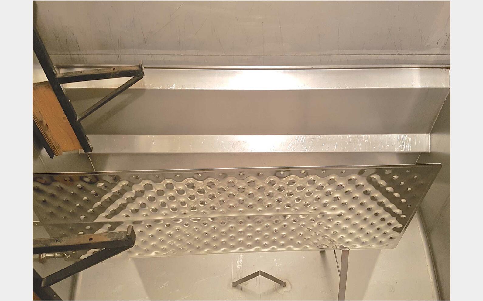Cuve inox 90 hls de vinification Marque : GIROUX