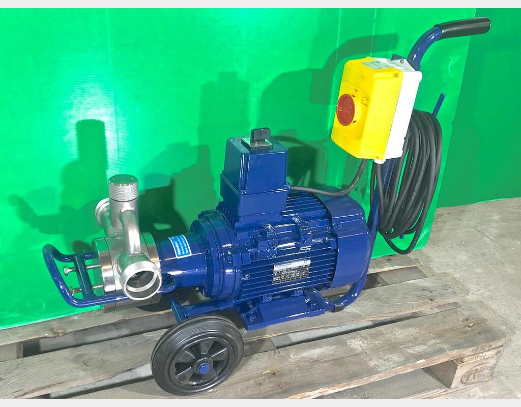 Pompe impulseur inox D&eacute;bit de 110 &agrave; 220 HL/h SCHNEIDER