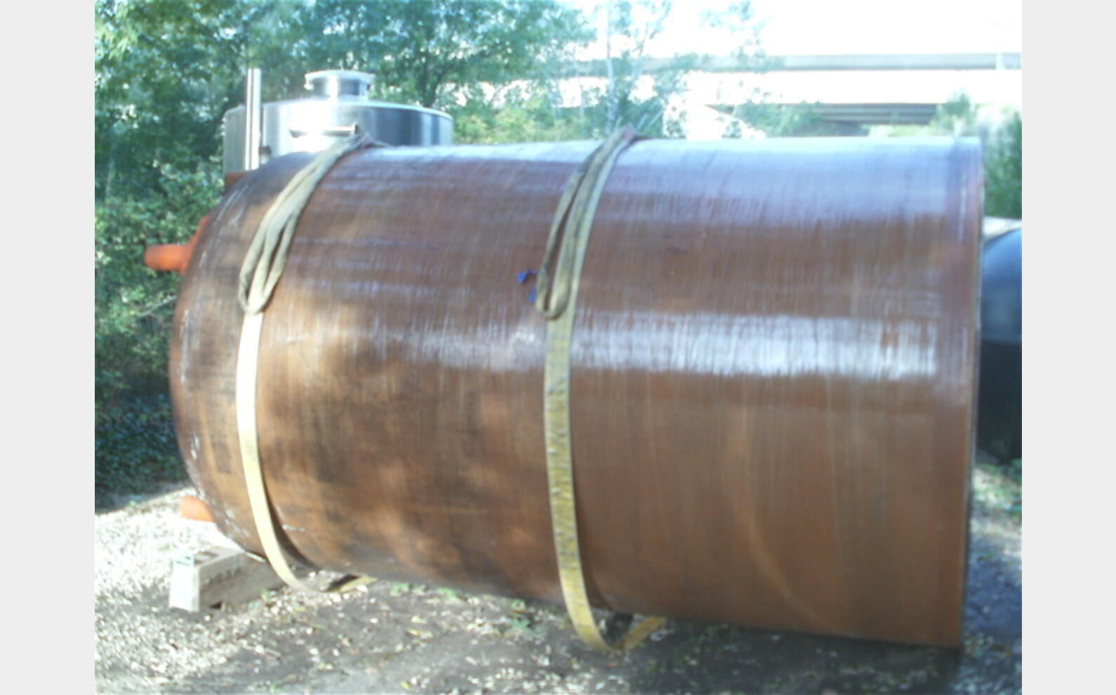 Cuve polyester de 100 hls cylindrique