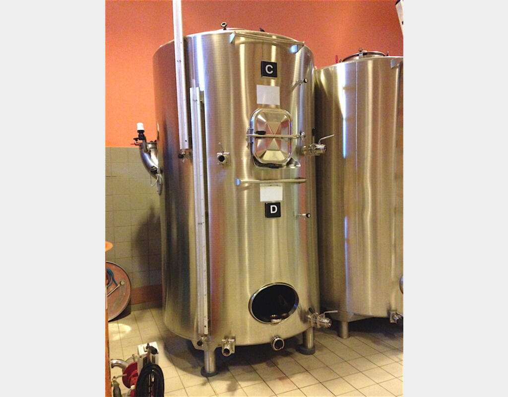 Cuve inox compartiment&eacute;e 20 + 30 hls.