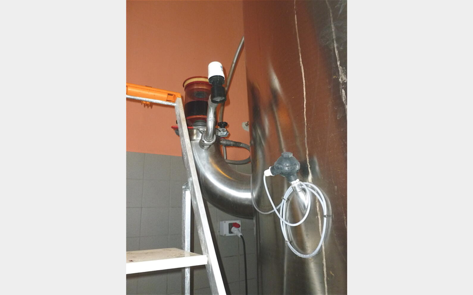 Cuve inox compartiment&eacute;e 20 + 30 hls.