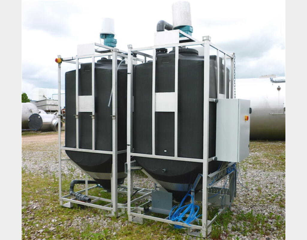 cuve m&eacute;lange PEHD Volume : 2080 litres