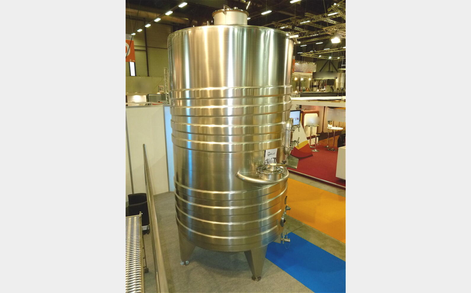 Cuve INOX compartiment&eacute;e MATERIEL NEUF