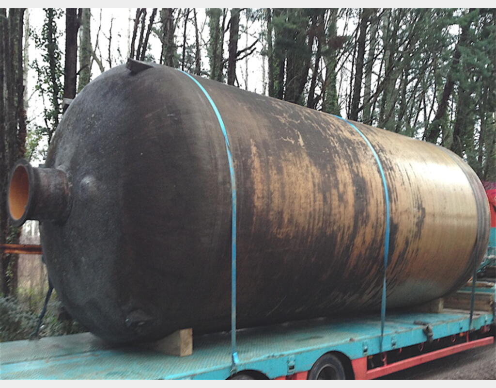 Cuve Polyester de 454 hls - Cylindrique verticale fond plat