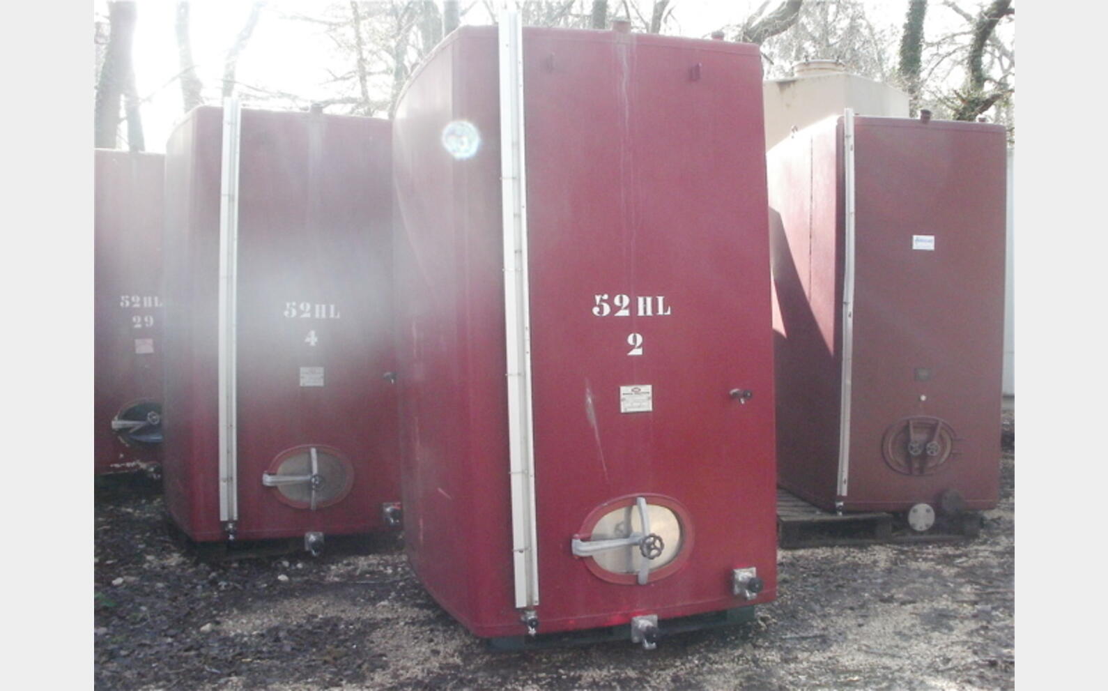 Cuve acier revetu