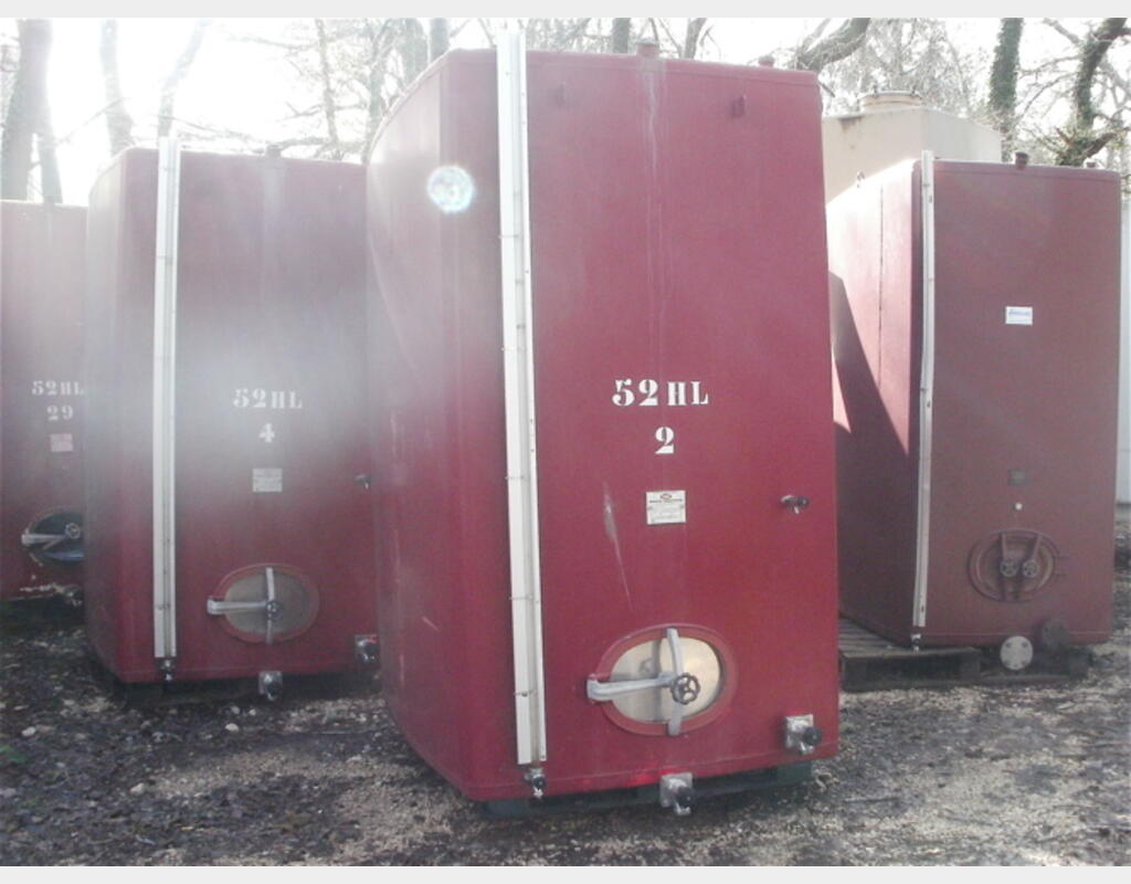Cuve acier revetu