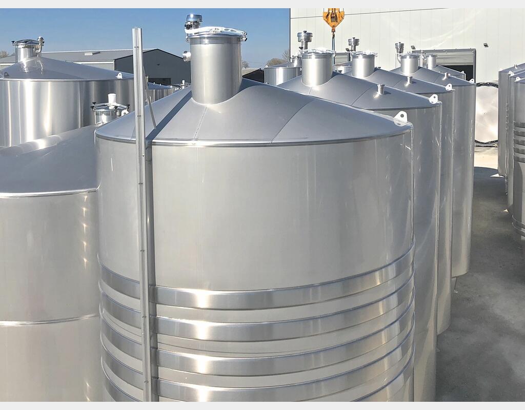 304L stainless steel storage tank - Thermoregulated - Cylindrical - Offset conical dome