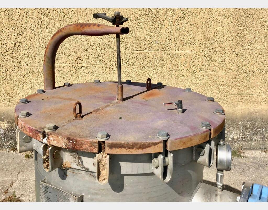 Filtre a  cartouche CUNO - Volume (estimatif) : 1000 litres