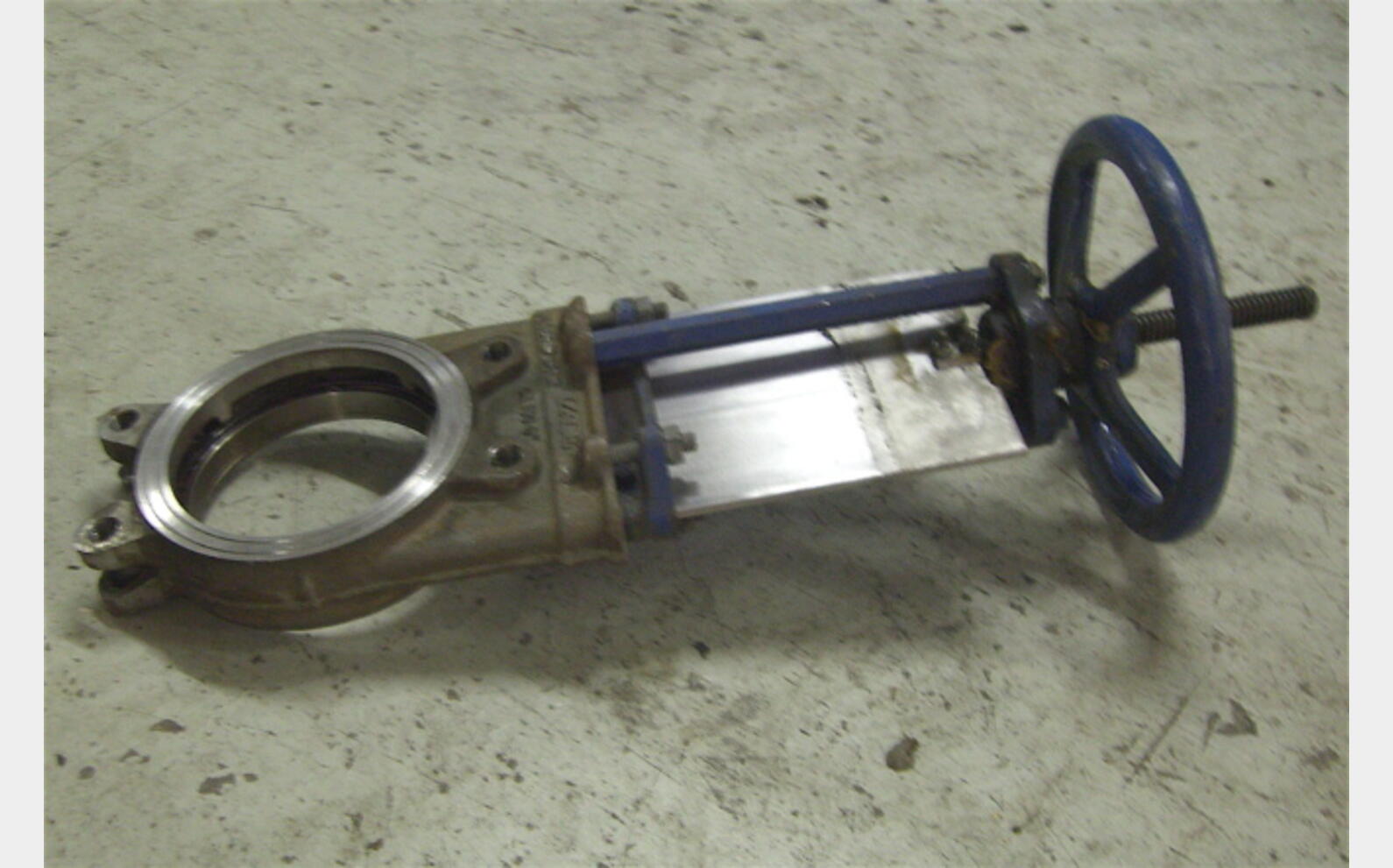 Vanne guillotine manuelle