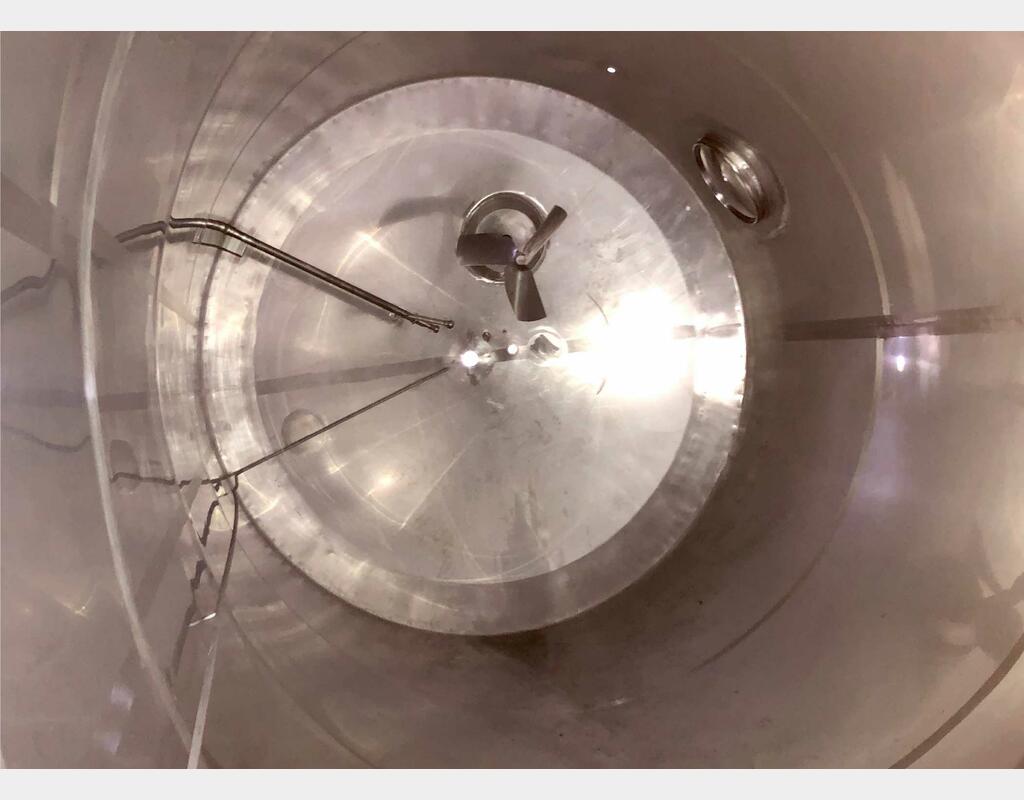 Insulated stainless steel tank - Storage