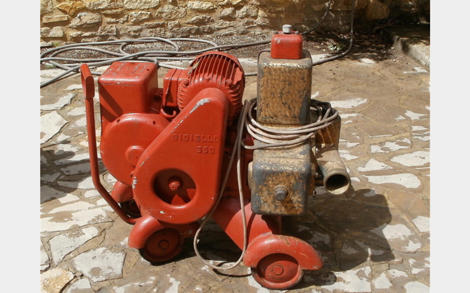 Pompe &agrave; piston 350 hls / h
