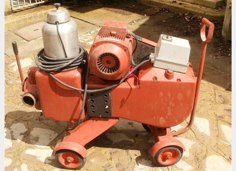 Pompe &agrave; piston - Mod&egrave;le E200