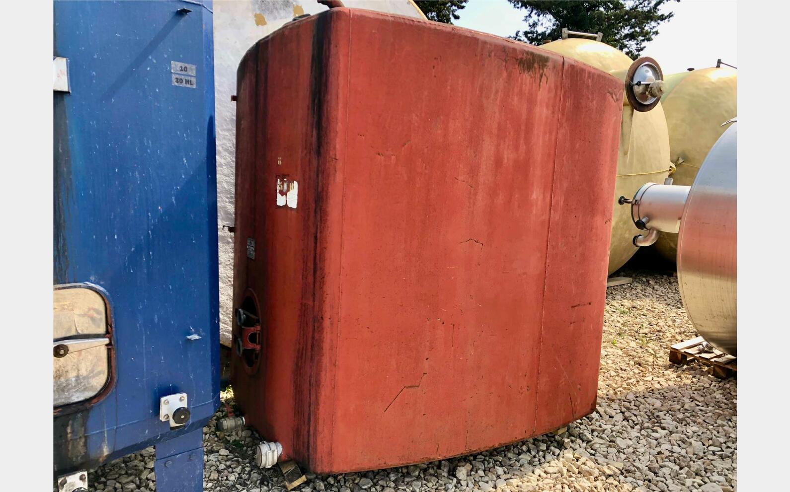 Coated steel tank 60 HL (6 000 liters)