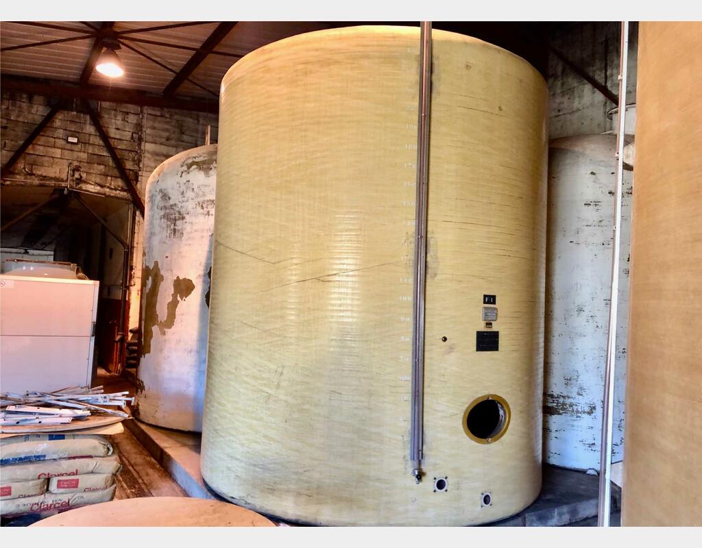 Fiberglass tank 251 HL (25 100 liters)