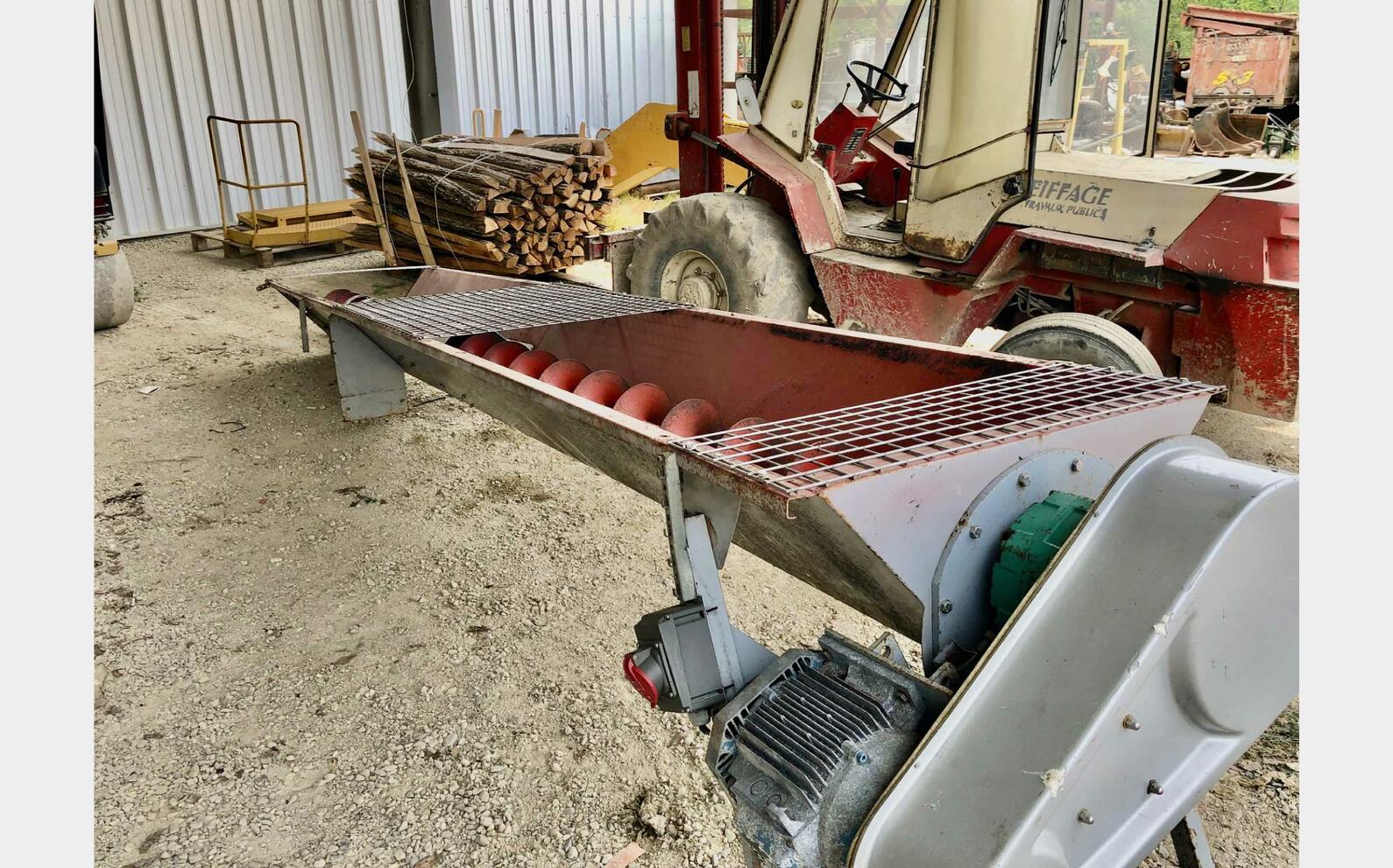 Auger with trough