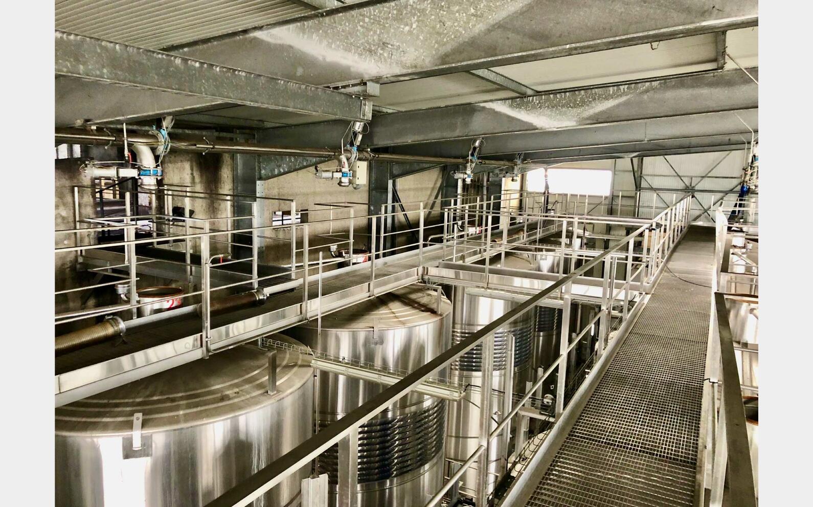 Stainless steel tank - Compartmented 719 HL (71 900 liters) MARTINEZ SOLE