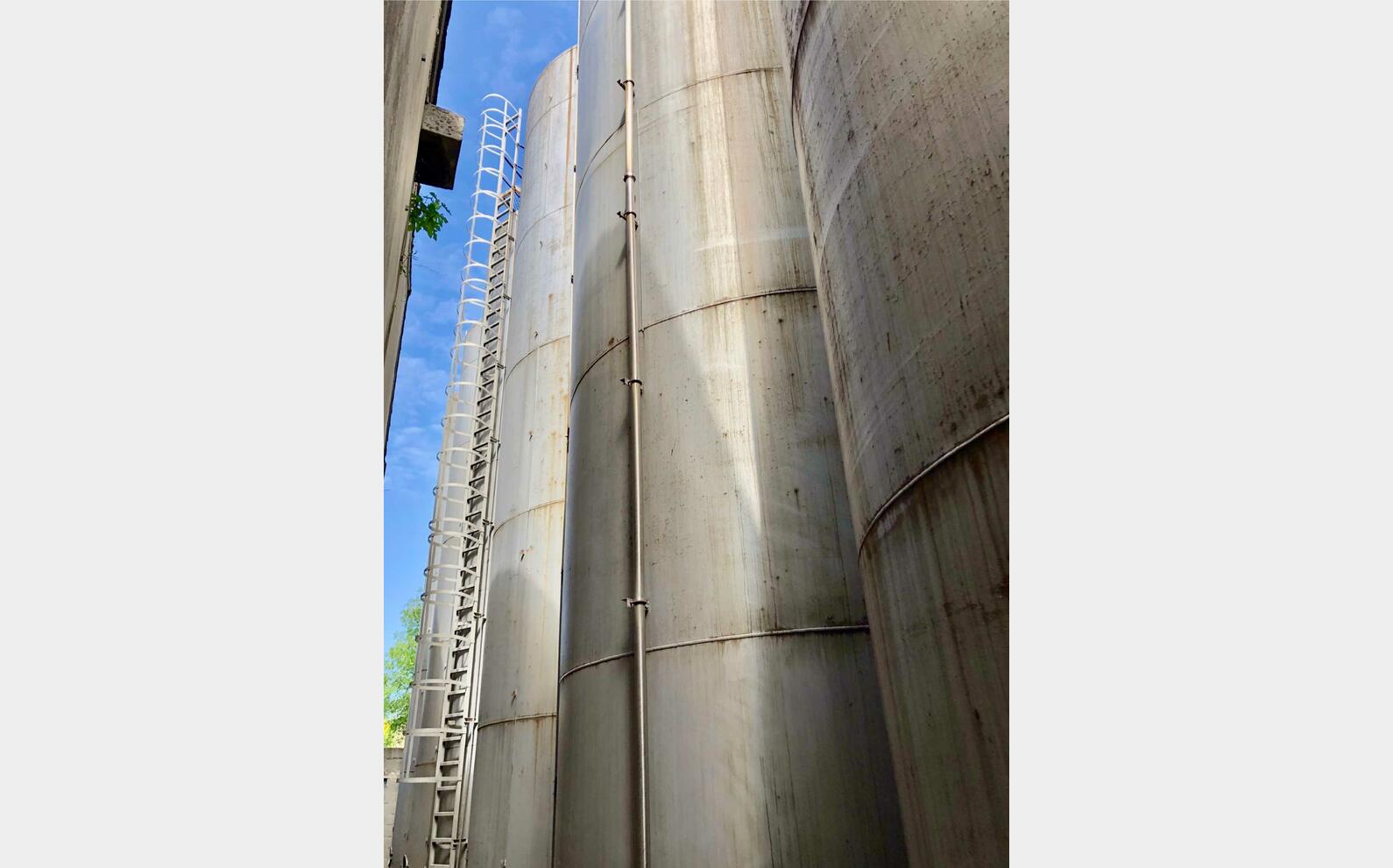 Coated steel tank - On legs 720 HL (72 000 liters)