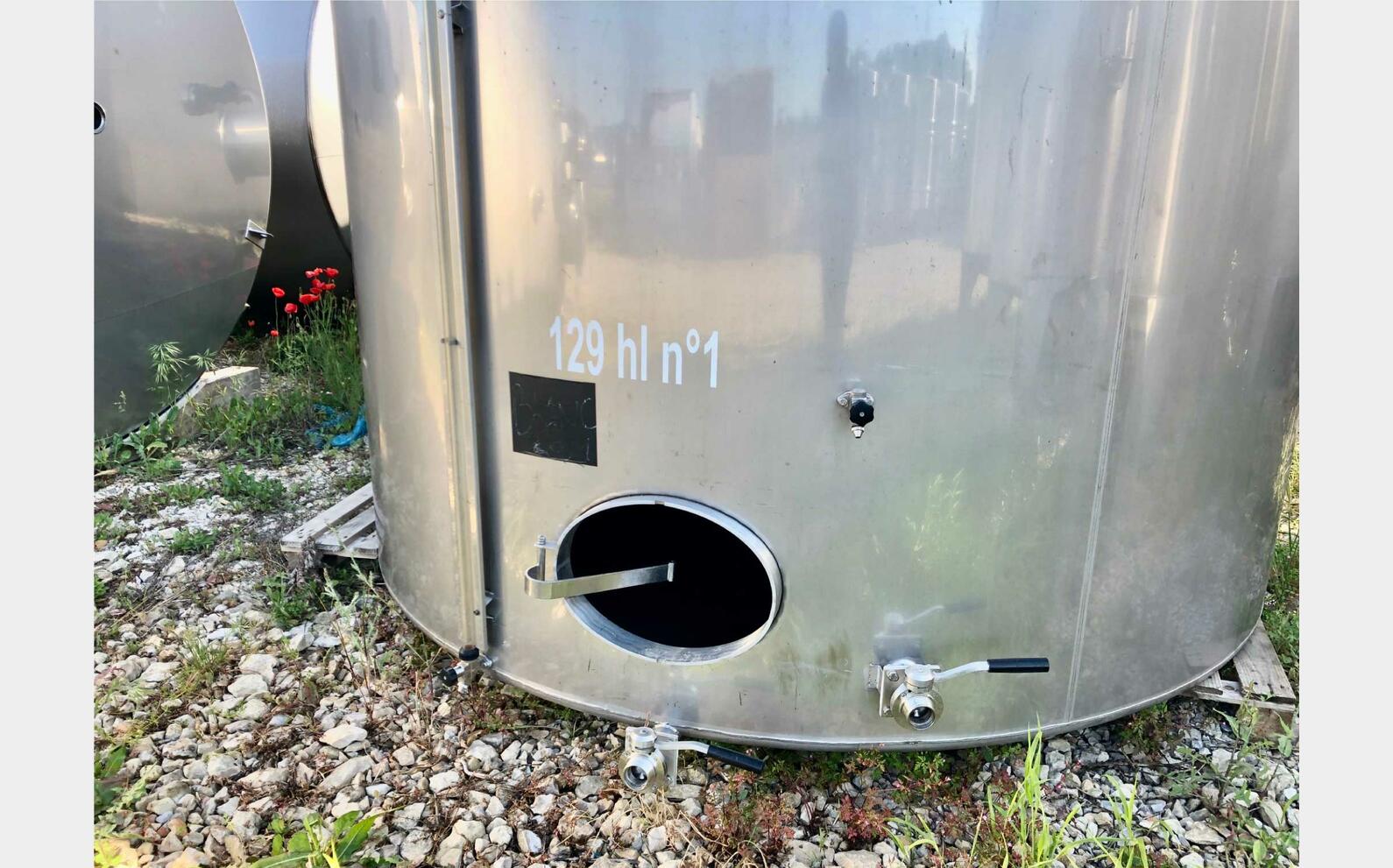304 stainless steel tank - Flat bottom 120 HL (12 000 liters) CTI