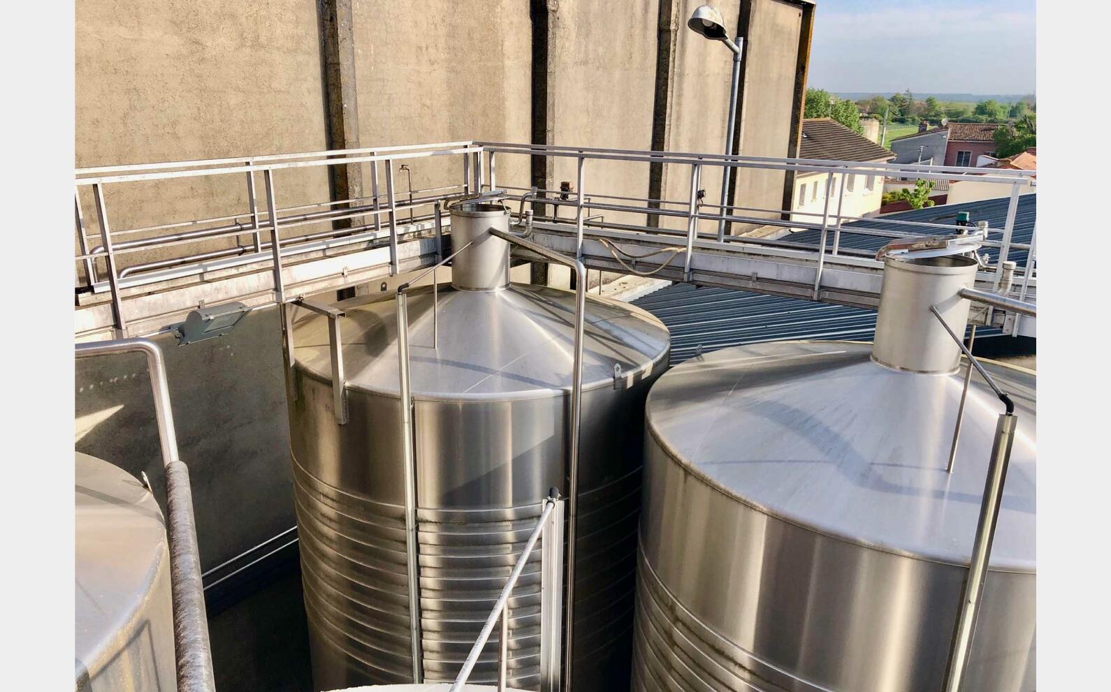 Cuve inox 316L - thermor&eacute;gul&eacute; 1016 HL (101 600 litres) PIERRE GUERIN