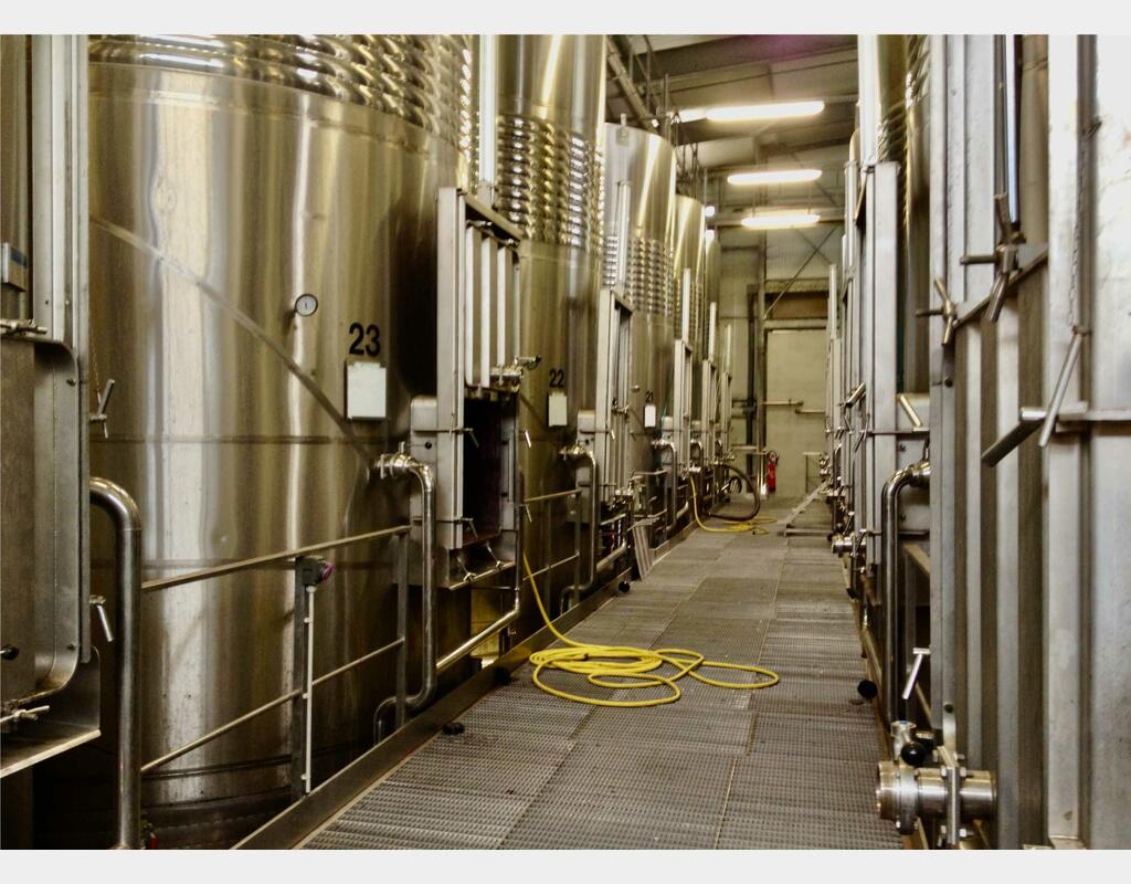 Cuve inox - Compartiment&eacute;e 719 HL (71 900 litres) MARTINEZ SOLE