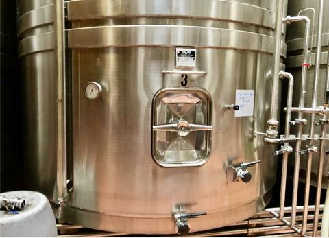 316 stainless steel tank 250 HL (25 000 liters) MVM