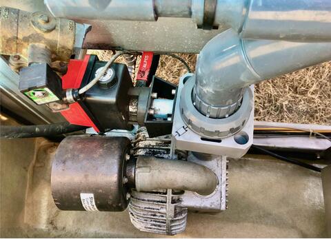 Pneumatic press - Closed cage