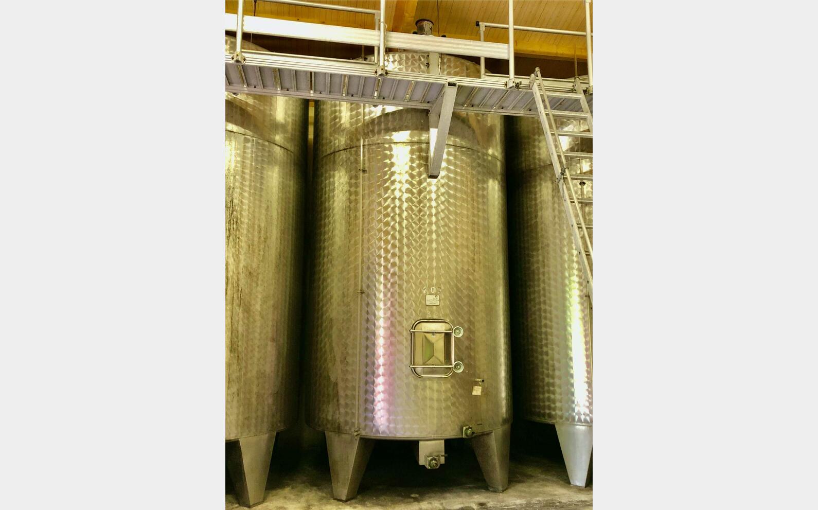 Cuve inox - Sur pieds 200 HL (20 000 litres) LAGOUARDE