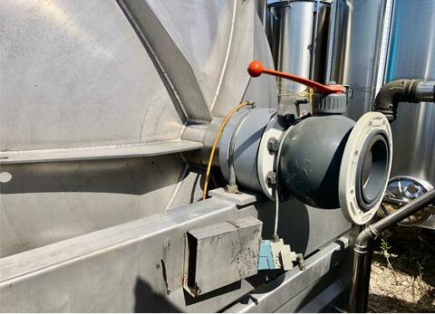 Pneumatic press 80 HL (8,000 liters) PERA