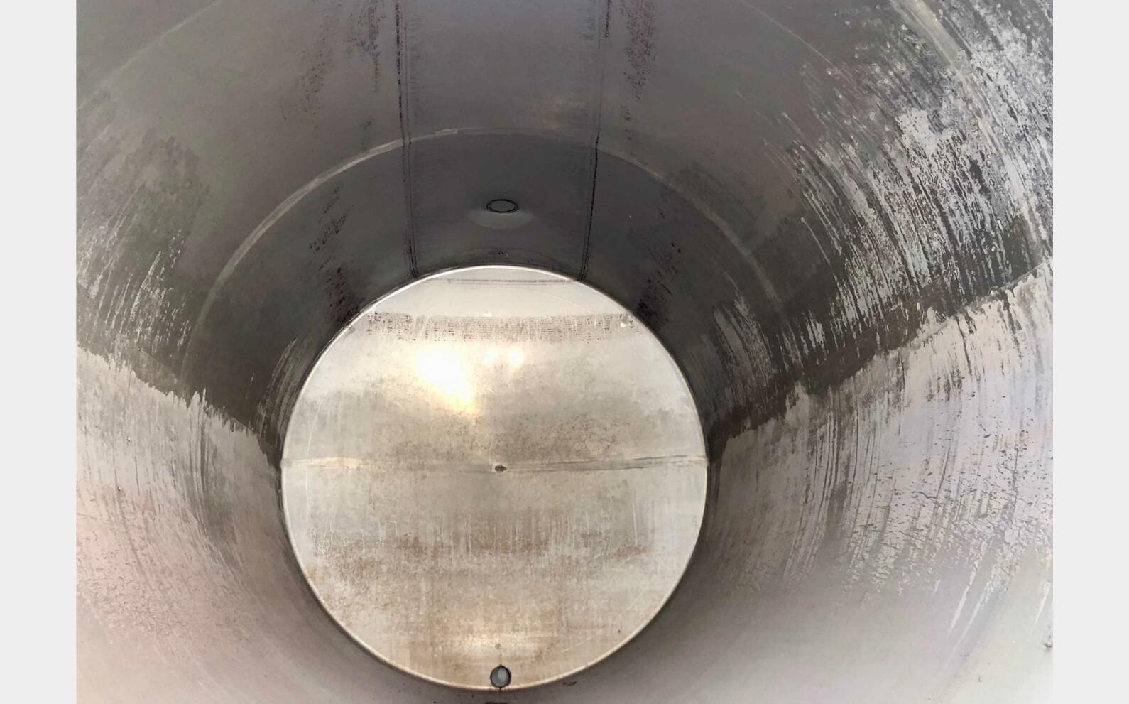Stainless steel tank - Horizontal  235 HL ( 23 500 litres)