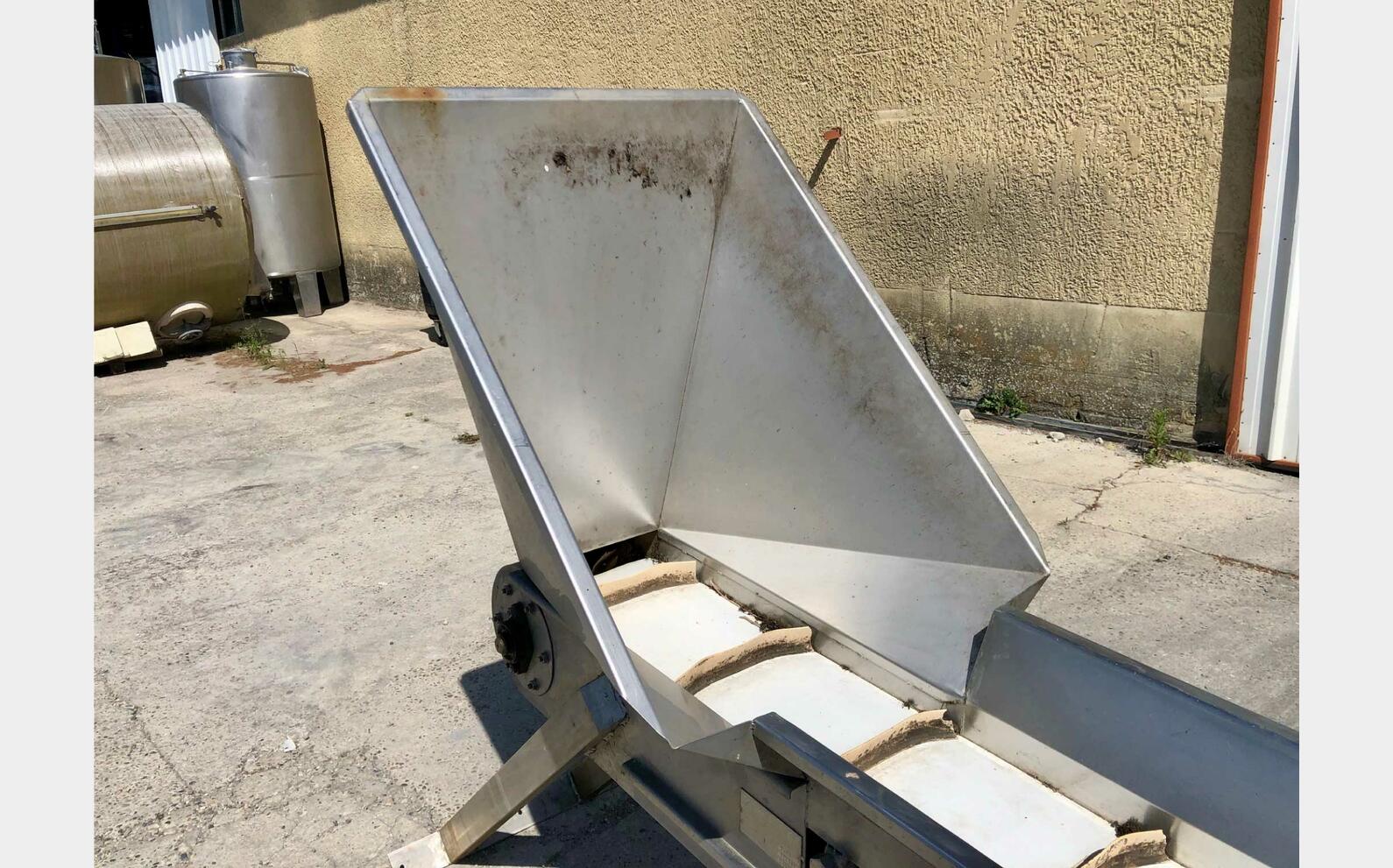 Cleat lift - With hopper 6 meters DEMOISY